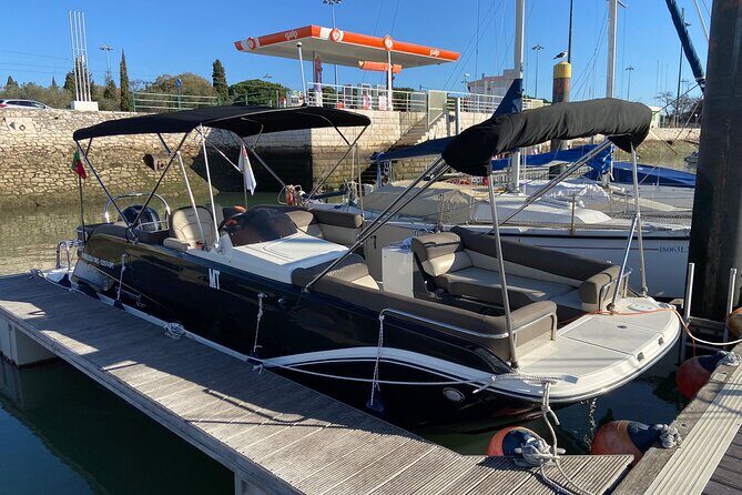 Private Boat Cruise with 6 Bottles of Champagne (2 hours) - The Sum Up