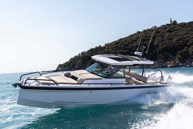 Private Boat Day Trip to Agistri, Aegina, and Moni from Athens - An In-Depth Look at the Private Boat Experience