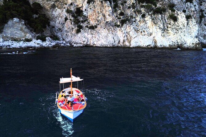 Private Boat Experience: Experience the Sea of Capri at its best 4 hours - Who Is This Tour Best For?