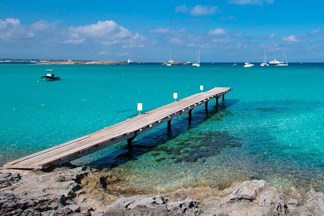 Private Boat Rental Sea Ray up to 8 people Ibiza-Formentera - The Sum Up