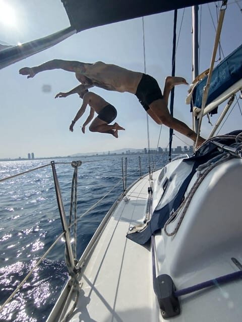 Private boat tour, Barcelona, Badalona : drinks and snacks! - Key Points