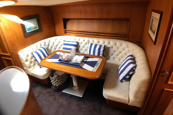 Private Boat Tour from Naples to Capri Onboard Tornado 50 - Key Points