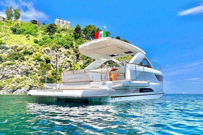 Private boat tour from Naples to Capri+Amalfi Coast JEANNEAU DB43 - Who This Tour Is Best For