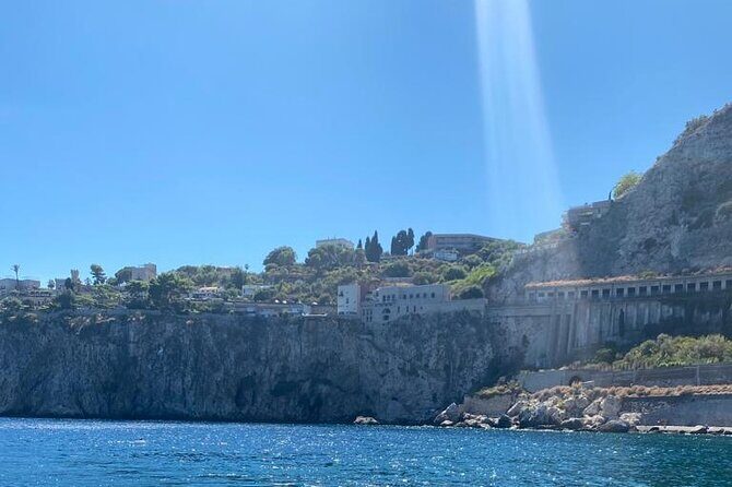 Private boat tour Giardini Naxos Taormina with platter and wine - Practical Details and Considerations