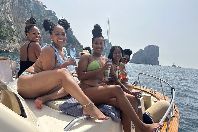 Private boat tour to Capri and Blue Grotto on Gozzo 32 ft - What’s Included and What Costs Extra?