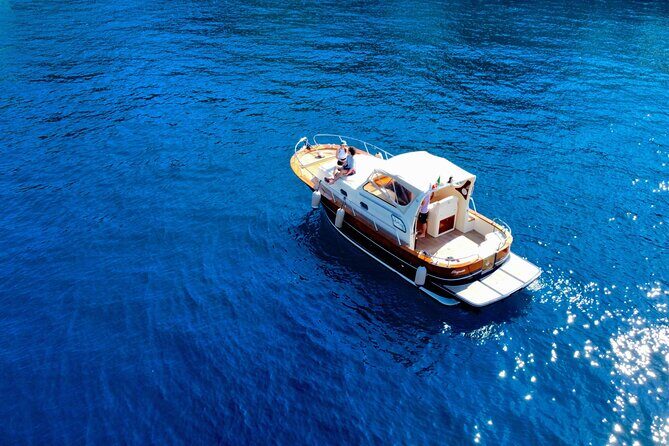Private boat tour to Capri and Blue Grotto on Gozzo 32 ft - Practical Considerations