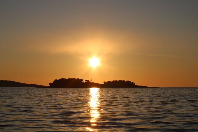 Private boat tours Dubrovnik : Sunset Panorama Cruise - The Sum Up