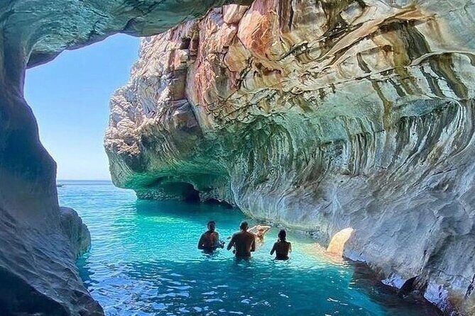 Private Boat trip from Sfakia to Elafonisi - The Sum Up