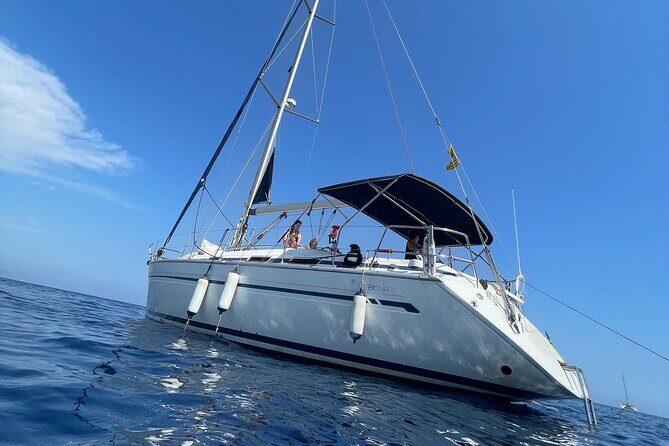 Private Boat Trip in Barcelona with Snacks and Drinks - An In-Depth Look at the Experience