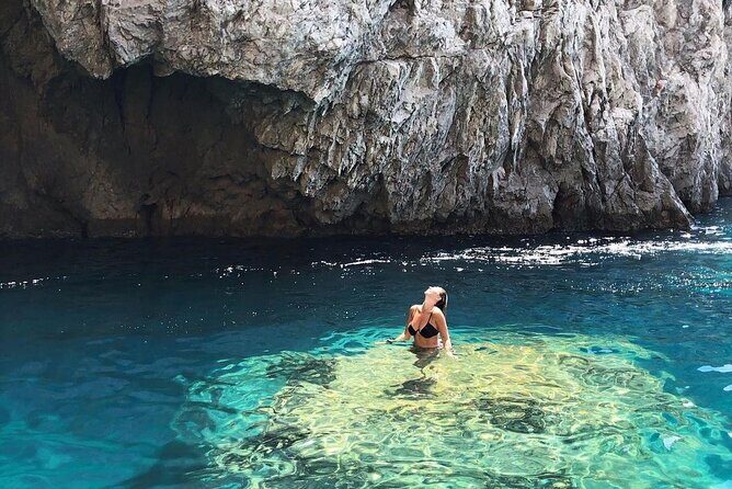 Private boat trip to Capri - The Practical Details