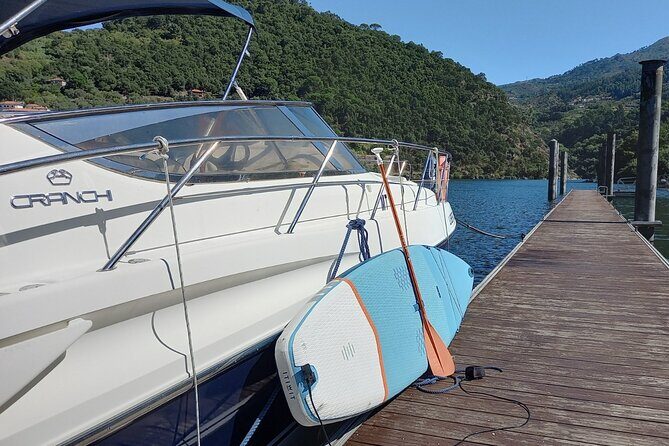 Private boat trip with lunch in a typical restaurant - An In-Depth Review of the Experience