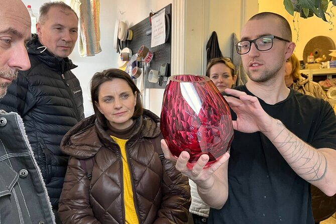 Private Bohemian Glass and Czech Crystal Tour with lunch included - The Sum Up