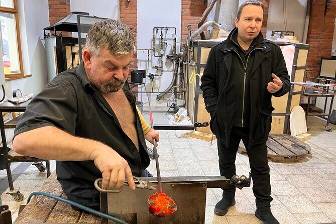 Private Bohemian Glass and Czech Crystal Tour with lunch included - FAQ