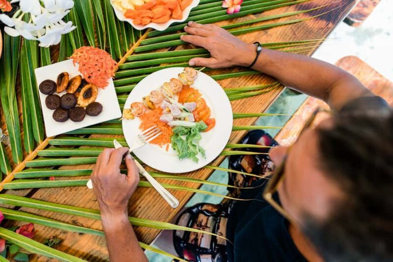 Private Bora Bora Lagoon Snorkel Cruise with BBQ Picnic - Key Points