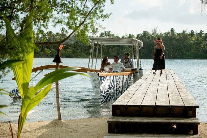 Private Bora Bora Snorkeling Cruise with Optional Vegetarian Lunch on the Beach - Transportation and Timing