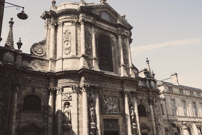 Private Bordeaux History Tour with a glass of Bordeaux wine. - A Deep Dive into the Bordeaux Experience