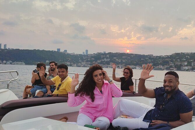 Private Bosphorus Sightseeing Cruise on Luxury Yacht - The Sum Up