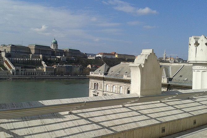 Private Budapest walking tour - 4 hours - Why Choose a Private Walking Tour in Budapest?