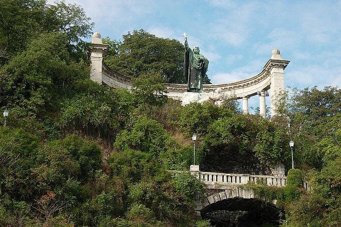 Private Budapest walking tour - 4 hours - Who Will Benefit Most?
