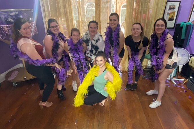 Private Burlesque Party Dance Class In New Orleans - A Fun and Flirty Look at the Private Burlesque Party Dance Class in New Orleans
