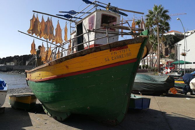 Private Câmara de Lobos Fishing Village Tour - Exploring the Itinerary in Detail