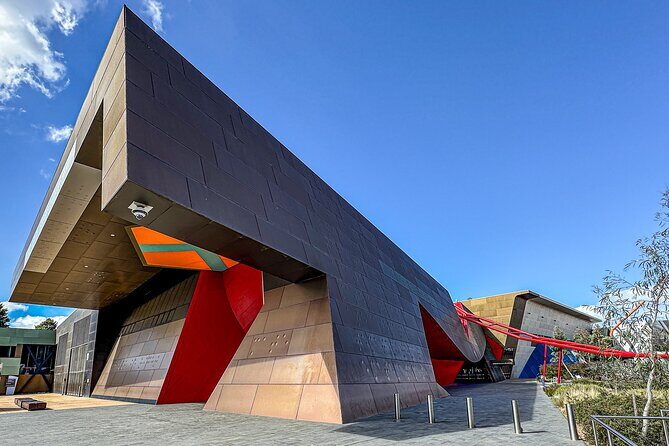 Private Canberra Tour In a Mercedes From Sydney - The Flexibility and Comfort of a Private Tour