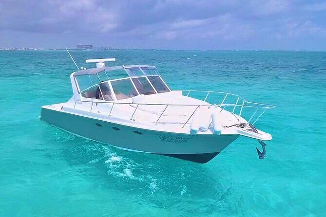 Private Cancun Yacht Tour 42ft up to 8 pax - Who Will Love This Tour?