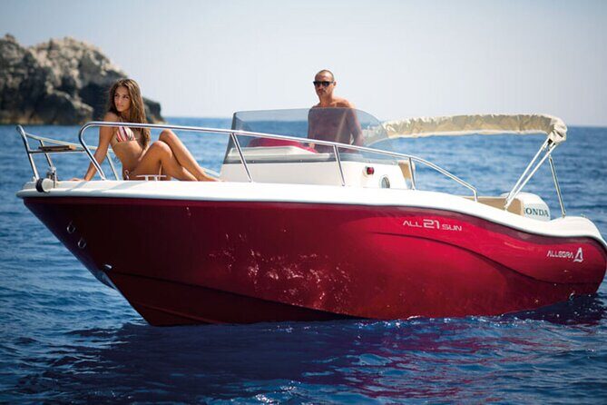 Private Capri daily Tour from Sorrento by 21ft boat - Exploring the Private Capri Daily Tour from Sorrento by 21ft Boat