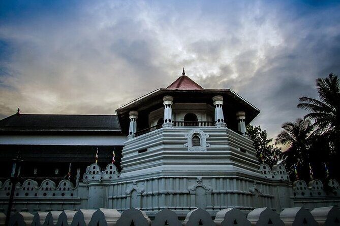 Private Car Hire with Driver-Guide for 18 Days Round Tour - What to Expect from Your 18-Day Sri Lanka Road Trip