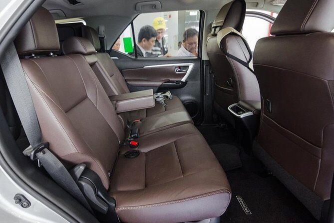 Private car transfer to Hanoi airport - Why choose this service?