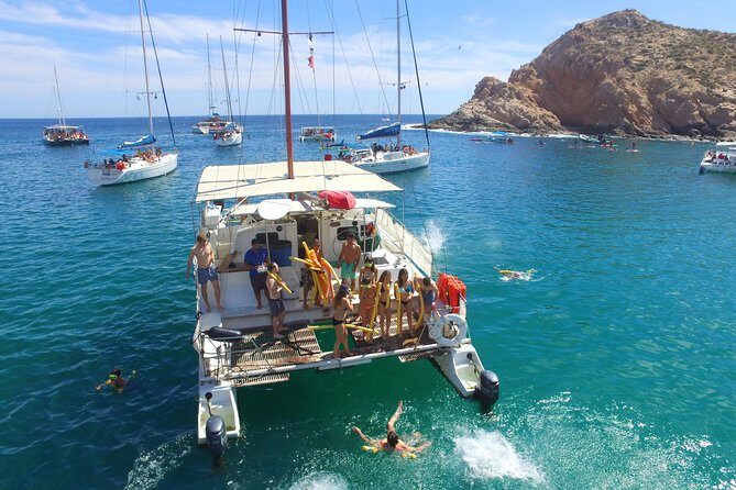 Private Catamaran Snorkeling Cruise in Los Cabos - Key Points
