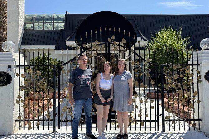 Private Celebrity Homes Tour in Las Vegas - Exploring the Itinerary: A Closer Look