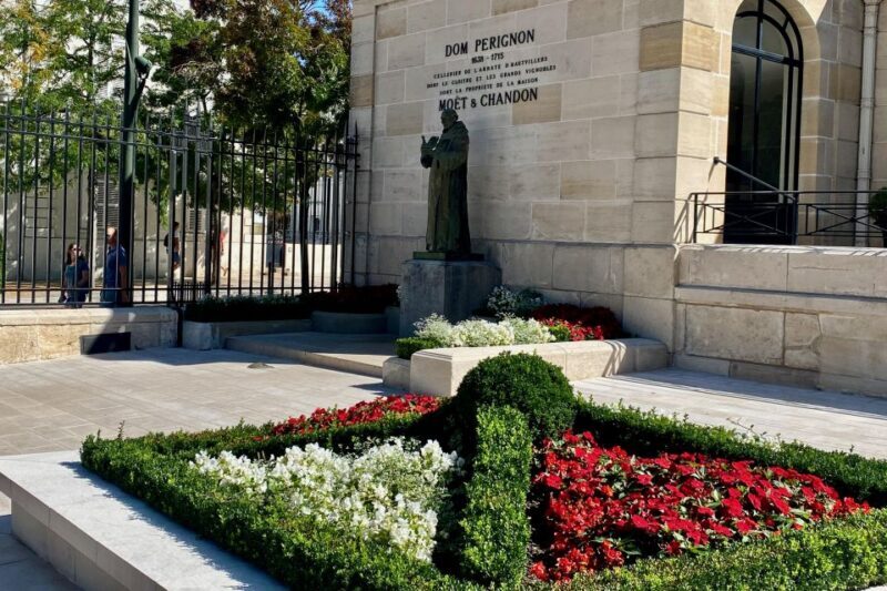 Private Champagne Moet Chandon, Pommery, Pressoria Day trip - An In-Depth Look at the Champagne Day Trip