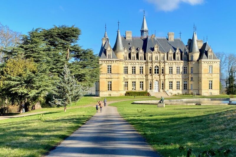 Private Champagne Moet Chandon, Pommery, Pressoria Day trip - FAQs