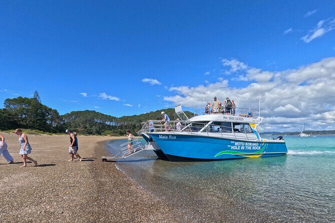 Private Charter: Hole in the Rock Cruise with Island Stopovers - Introduction