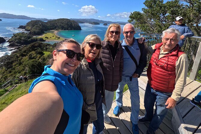 Private Charter: Hole in the Rock Cruise with Island Stopovers - FAQs