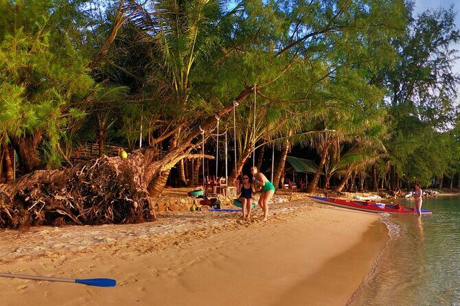 [PRIVATE CHARTER] SEA-KAYAKING along HALF-MOON BAY & SUNSET DRIFTING & DINNER - Final Thoughts: Who Should Book This?