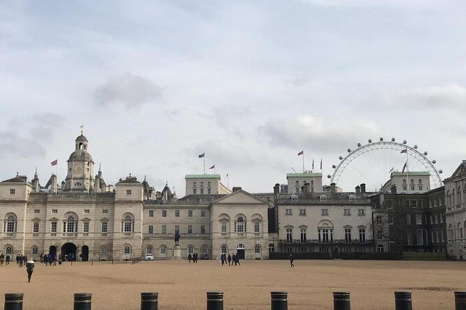 Private Chauffeur at your Disposal in London - Who Should Consider This Tour?