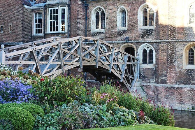 Private Chauffeur Punt Tour - An in-depth look at what this Cambridge punt tour offers