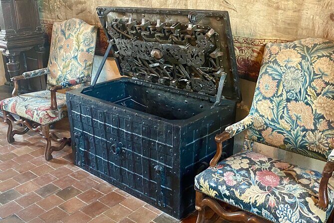 Private Chenonceau, Blois, Chaumont Loire Castles Trip from Paris - FAQ