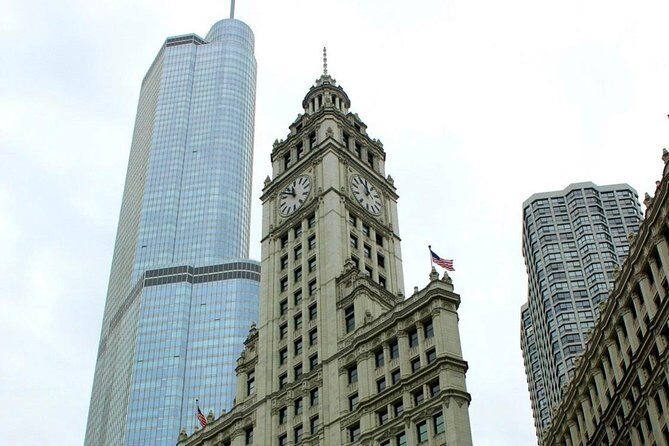 Private Chicago Architecture Tour - An In-Depth Look at the Private Chicago Architecture Tour