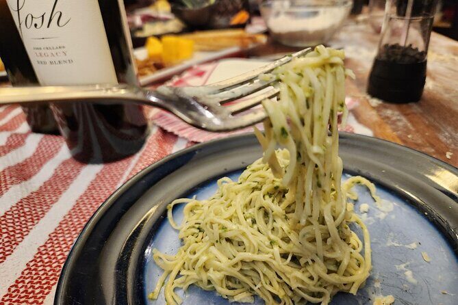 Private Chicago-style deep dish pizza or pasta making class - Why This Experience Stands Out