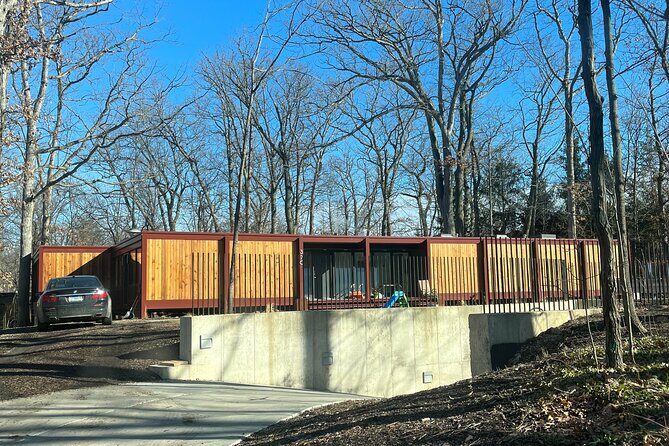 Private Chicago Suburbs Movie Sites Tour - Who Should Consider This Tour?