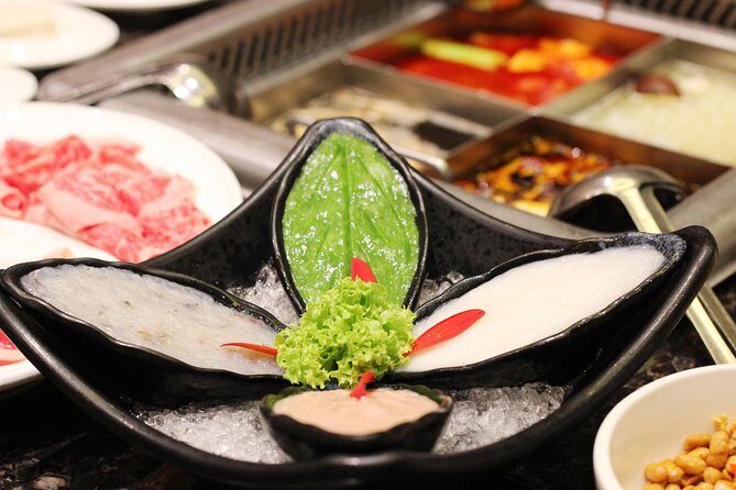 Private Chinese Legendary Sichuan Hotpot Tour with Expert Guide - Analyzing the Value for Money