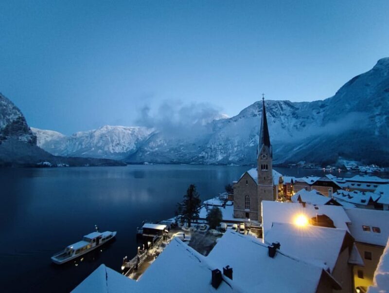 Private Christmas Tour to Hallstatt and Salzburg Market - Practical Tips for Travelers