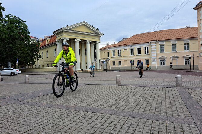 Private City Bike Tour of Vilnius Highlights - Why Choose the Vilnius Highlights Bike Tour?