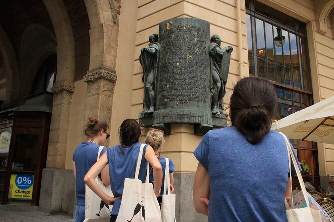 Private city discovery tour - A Historical Treasure Hunt - FAQ