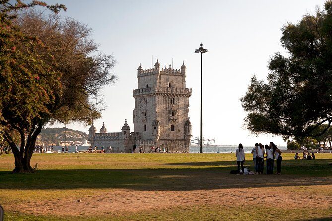 Private City Tour: Lisbon Golden Age in 4H with Transfer - FAQ