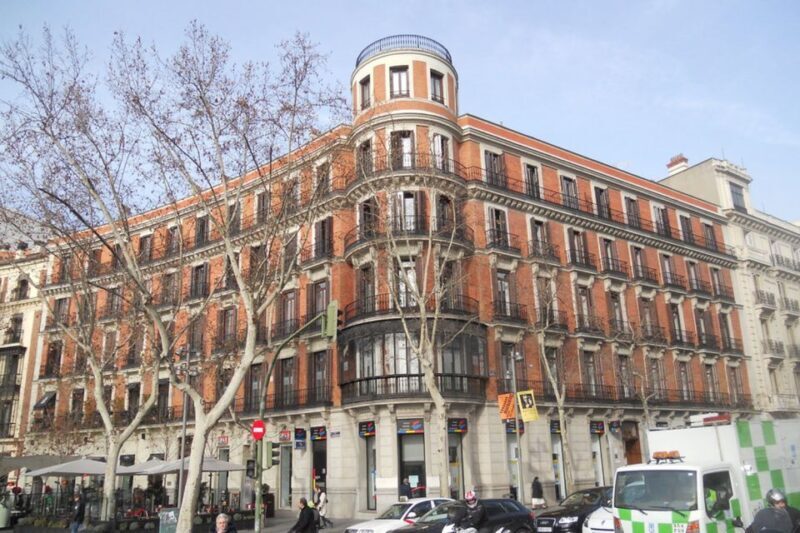 Private City Tour Madrid with Driver and Guide - Practical Aspects & Considerations