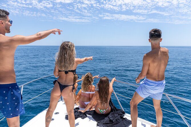 Private Coastline and Dolphins Yacht Cruise from Albufeira - FAQ